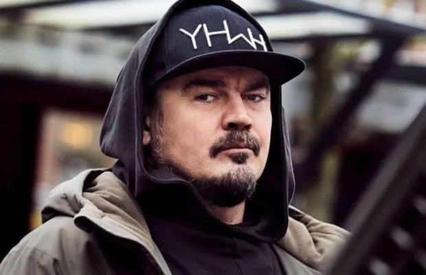 Співак Фагот серйозно травмував руку: "Трохи підламався"