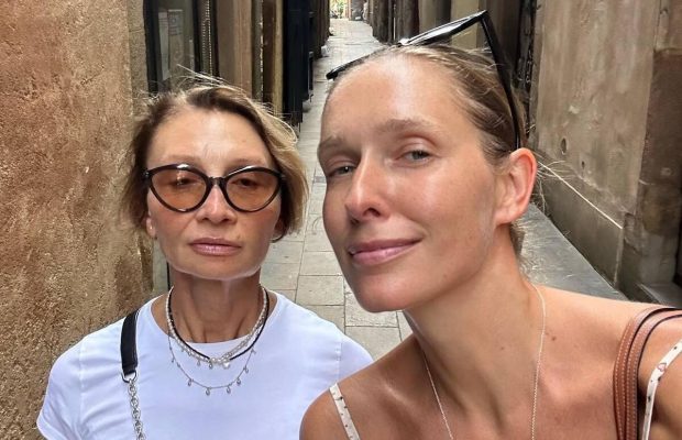 Катя Осадча показала свою маму і зворушливо привітала її з днем народження