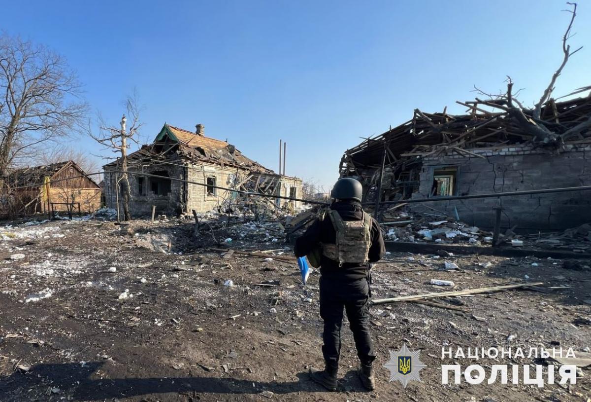 Наслідки російської атаки у Донецькій області / фото Нацполіція Наслідки російської атаки у Донецькій області / фото Нацполіція
