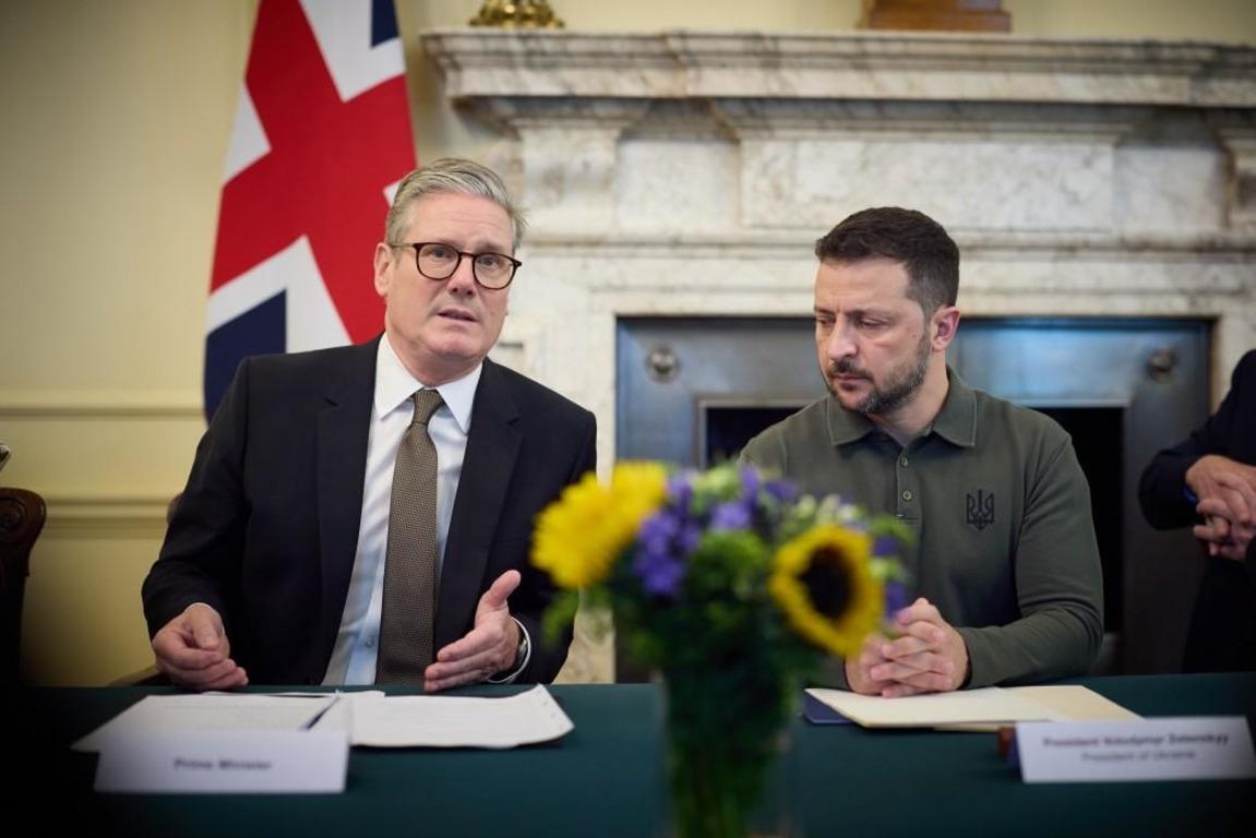 Стармер посоветовал Зеленскому наладить отношения с Трампом / фото Офиса Президента Украины Стармер посоветовал Зеленскому наладить отношения с Трампом / фото Офиса Президента Украины