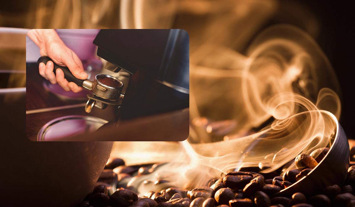 Кофе является любимым напитком для многих людей, однако стоит знать, как правильно его готовить / коллаж УНИАН, фото ua.depositphotos.com Кофе является любимым напитком для многих людей, однако стоит знать, как правильно его готовить / коллаж УНИАН, фото ua.depositphotos.com