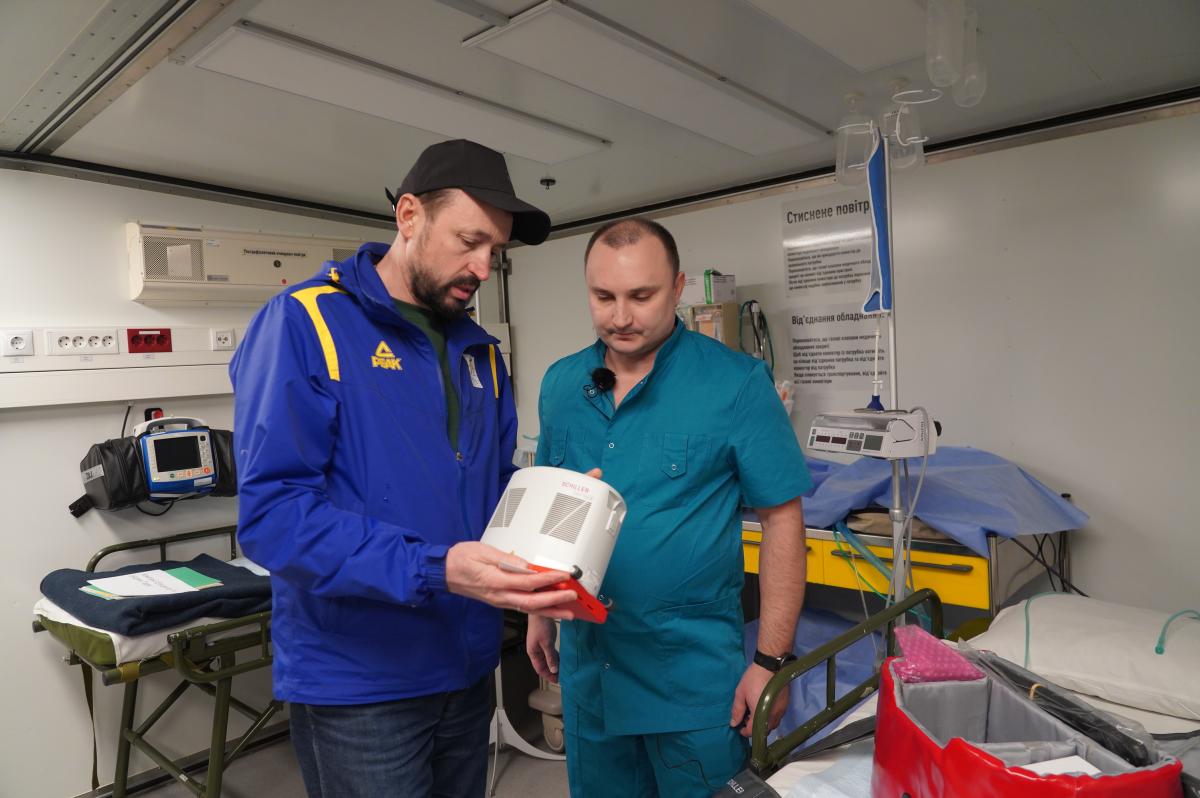 Валерій Дубіль разом із БФ молодіжної ініціативи 'Надія' та партнерами здійснили 215 гуманітарних місій на фронт Валерій Дубіль разом із БФ молодіжної ініціативи 'Надія' та партнерами здійснили 215 гуманітарних місій на фронт