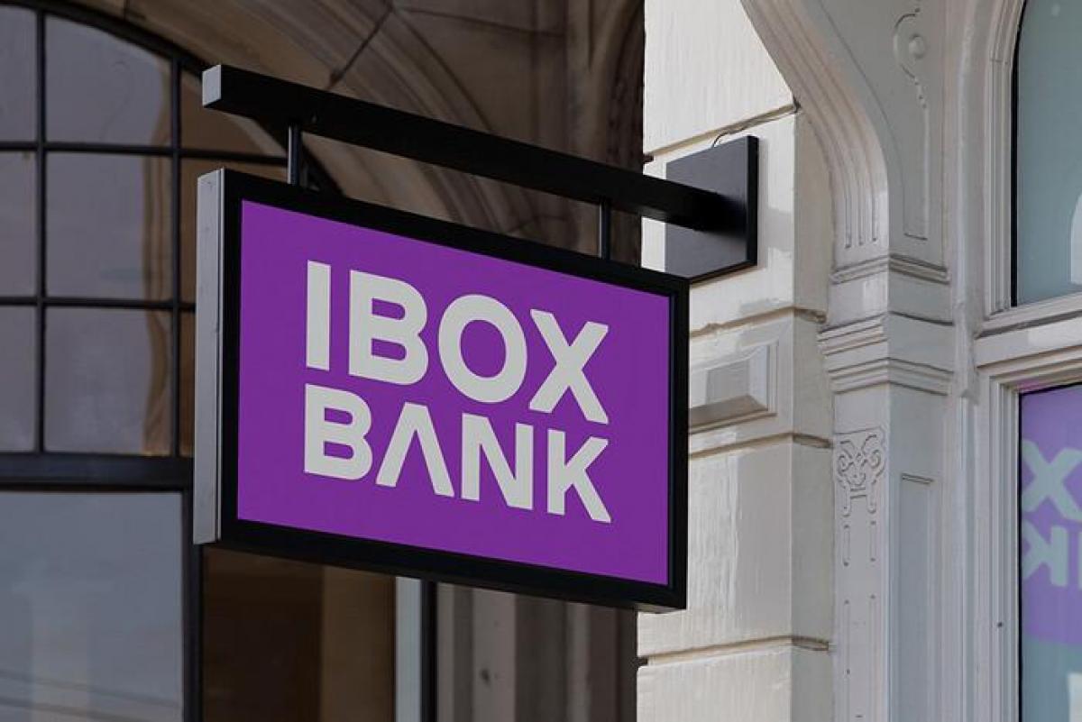 Переслідування IBOX Bank пов’язано з конфліктом керівника детективів БЕБ Ткачука та власниці банка, - експерт