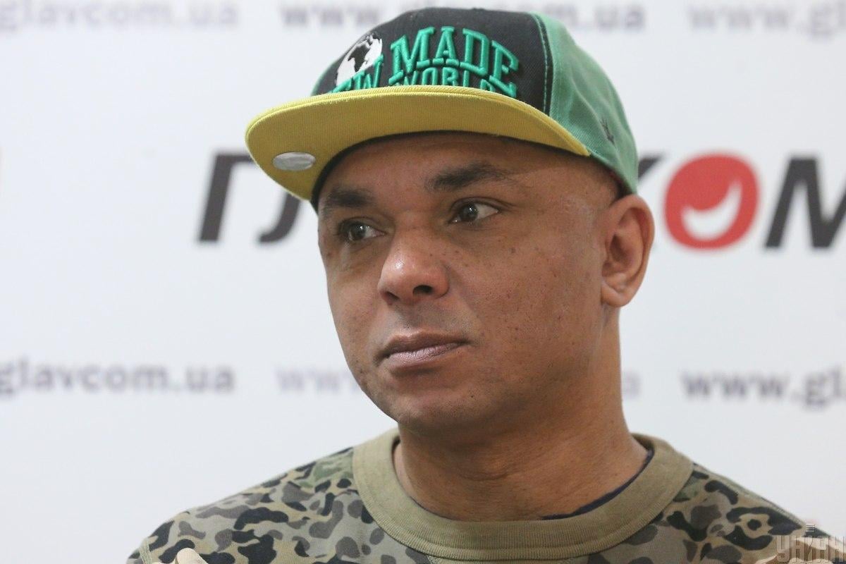 Мирослав Кувалдін зазначив, що буде радий, якщо сини захочуть поповнити лави ЗСУ / фото УНІАН Мирослав Кувалдін зазначив, що буде радий, якщо сини захочуть поповнити лави ЗСУ / фото УНІАН