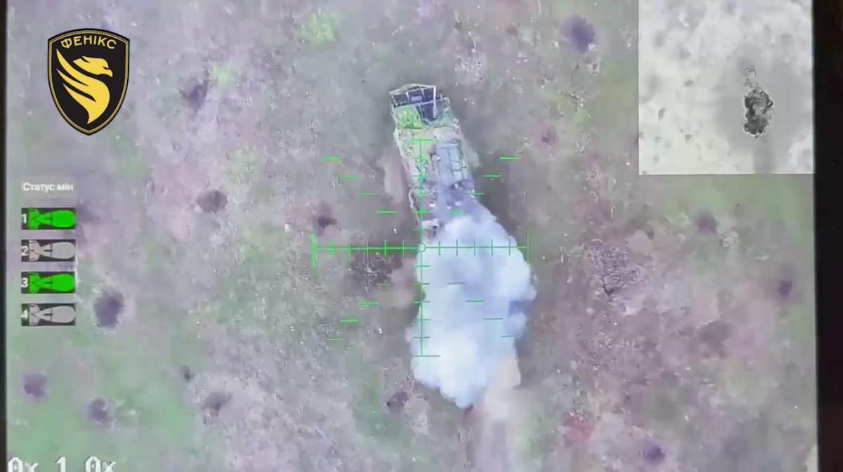 Бійці ЗСУ влучно поцілили у ворожий танк / скріншот Бійці ЗСУ влучно поцілили у ворожий танк / скріншот