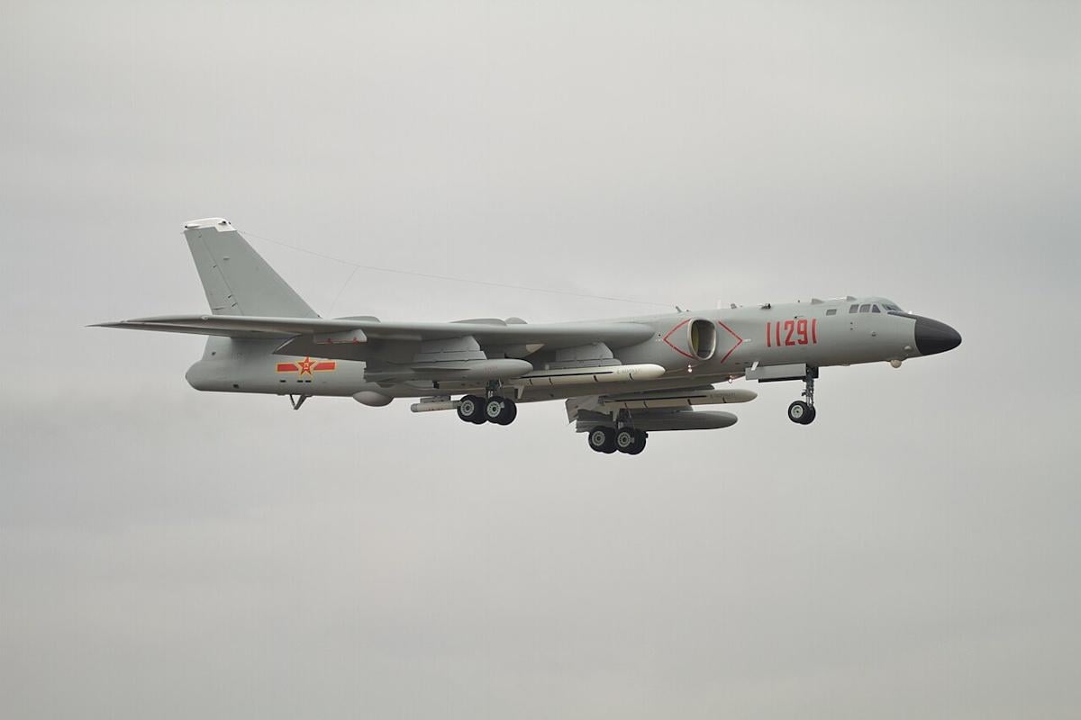 Xian H-6 є ліцензійною копіією Ту-16 / фото wikipedia.org Xian H-6 є ліцензійною копіією Ту-16 / фото wikipedia.org