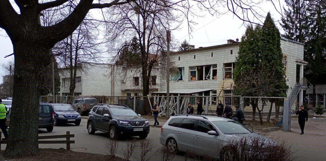 В результате атаки пострадала гражданская инфраструктура / фото t.me/kobzarartemsn В результате атаки пострадала гражданская инфраструктура / фото t.me/kobzarartemsn