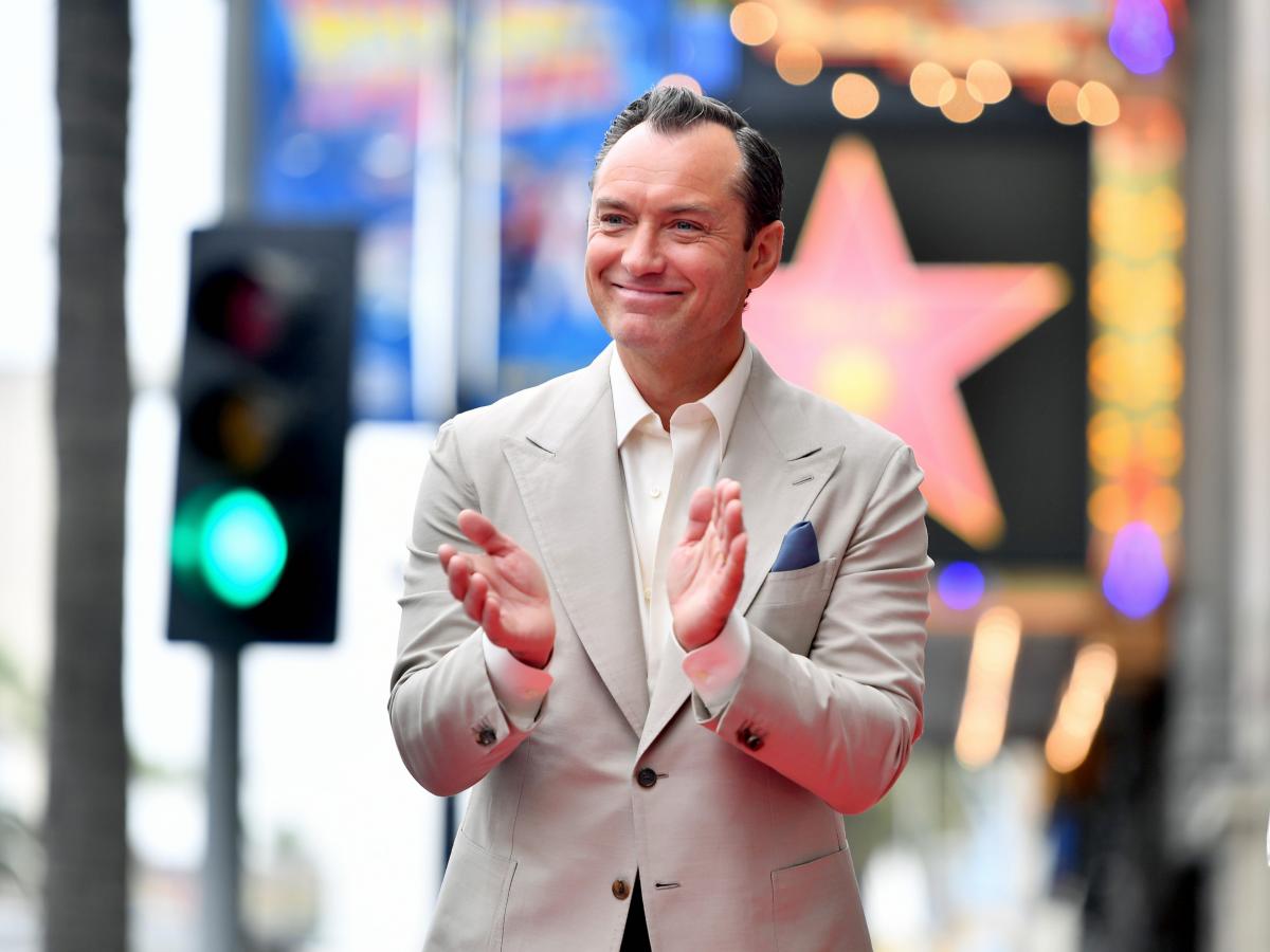 Джуд Лоу показався в ролі Путіна / фото Getty Images Джуд Лоу показався в ролі Путіна / фото Getty Images