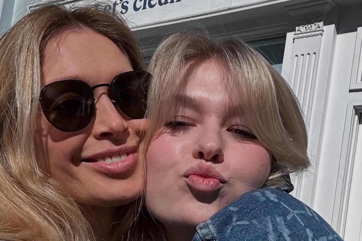 Вера Брежнева поздравила дочь с 24-летием / скриншот Instagram Вера Брежнева поздравила дочь с 24-летием / скриншот Instagram