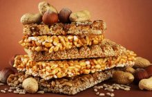 В СССР их было не купить в магазине, но каждая хозяйка знала рецепт: мягкие козинаки из семечек