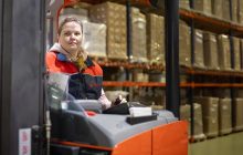 Украинки ломают стереотипы: как в "БаДМ" осваивают нетипичные профессии