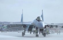 Российской армии передали первую в этом году партию истребителей Су-35 (видео)