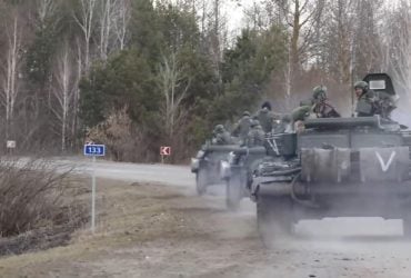 Армия РФ накапливает танки и ББМ: эксперт объяснил, где россияне могут применить эту технику