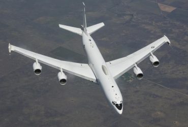 Літак Судного дня 7 годин кружляв над США