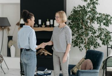 Чому нікому не варто говорити Доброго времени суток: альтернатива українською