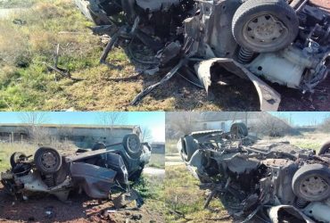 В Скадовске взорвался автомобиль с двумя офицерами РФ (фото)