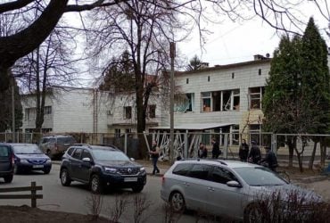 Россия ударила ракетой по Сумах: десятки раненых, среди них есть дети