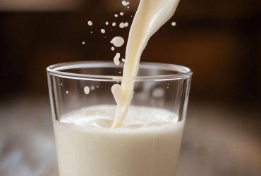 В Украине перепишут цены на молоко: сколько стоит сейчас