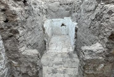 В Египте раскопали огромную гробницу неизвестного фараона, которой около 3600 лет