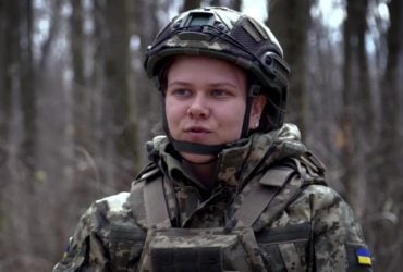 Первая девушка пошла на службу в ВСУ по Контракту 18-24 (видео)