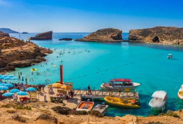 Названо європейську лагуну, яка влітку перетворюється на пекло на землі