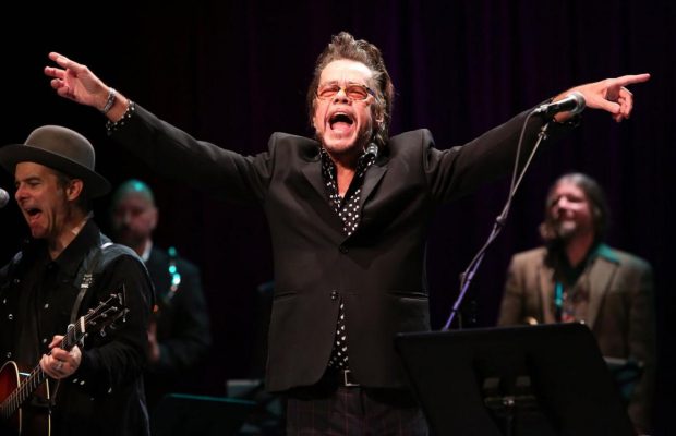 Помер американський рок-музикант Девід Йогансен, який був лідером New York Dolls