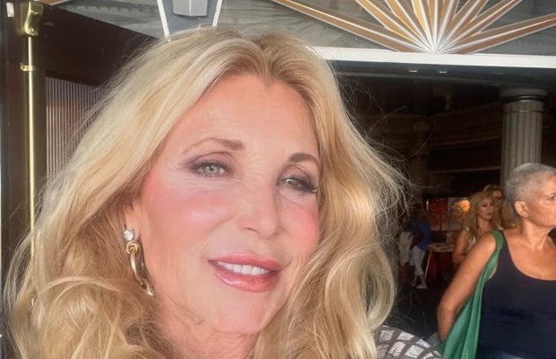 Зірка "Рятувальників Малібу", яка покінчила із життям, роками страждала від сильного болю