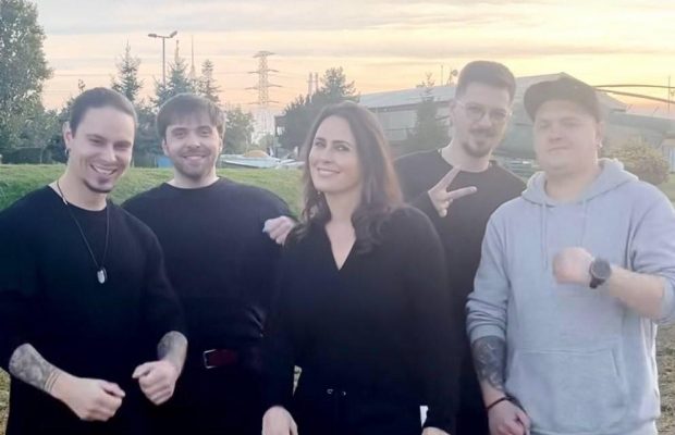 Відомий нідерландський гурт Within Temptation підтримав Україну (відео)