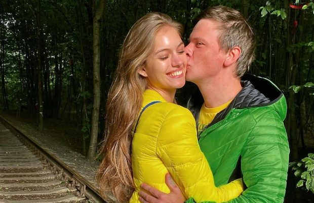 "Брак по расчету": астролог выдала всю информацию о Комарове и его жене