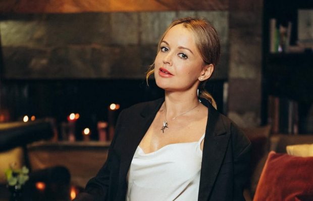 Ольга Атанасова пояснила, чому її донька не перейшла на українську мову: "Це її рішення"