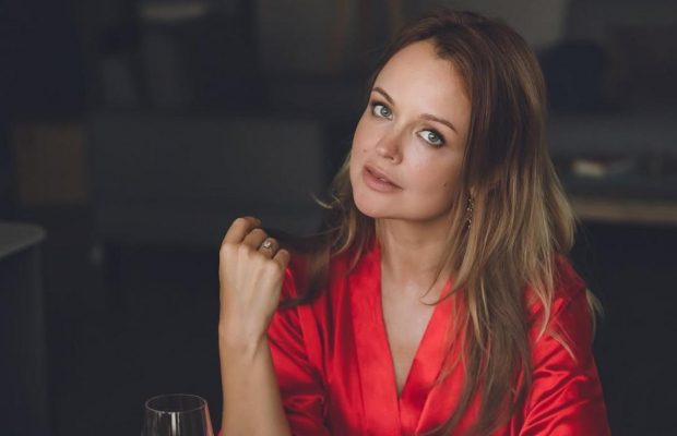 "Кожен тримає свій тил": Атанасова відповіла, як ставиться до бронювання чоловіків-акторів