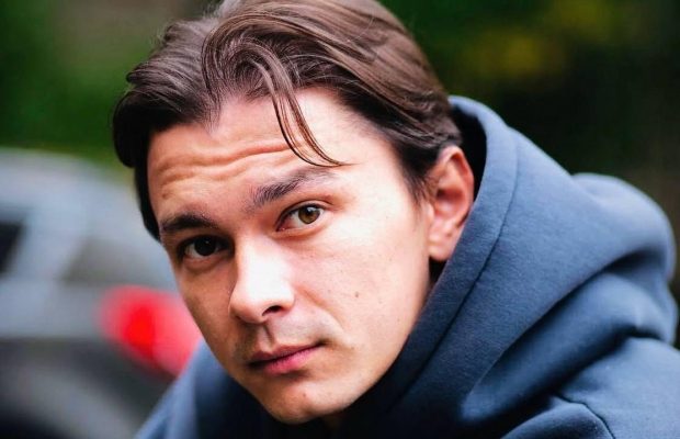 Відомий український актор звернувся до колег, які виїхали під час війни: "Не робіть дурні"