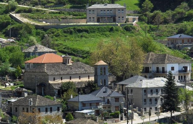 Віддалений рай для туристів: експерти назвали регіон Греції, який "повертає нас у минуле"