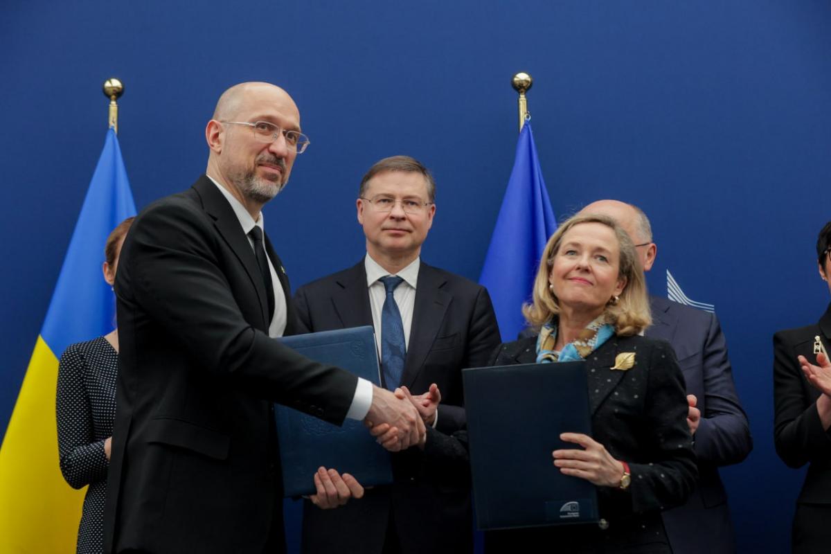 Від початку повномасштабного вторгнення Росії ЄІБ мобілізував понад 2 млрд євро / фото t.me/Denys_Smyhal Від початку повномасштабного вторгнення Росії ЄІБ мобілізував понад 2 млрд євро / фото t.me/Denys_Smyhal