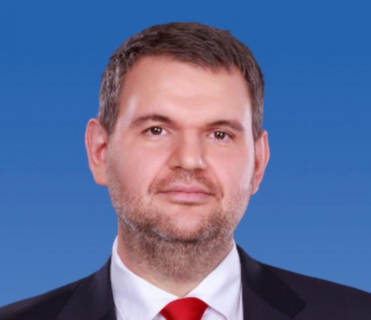 Пеєвскі вважають тіньовим лідером правлячої коаліції Болгарії / фото Wikipedia Пеєвскі вважають тіньовим лідером правлячої коаліції Болгарії / фото Wikipedia