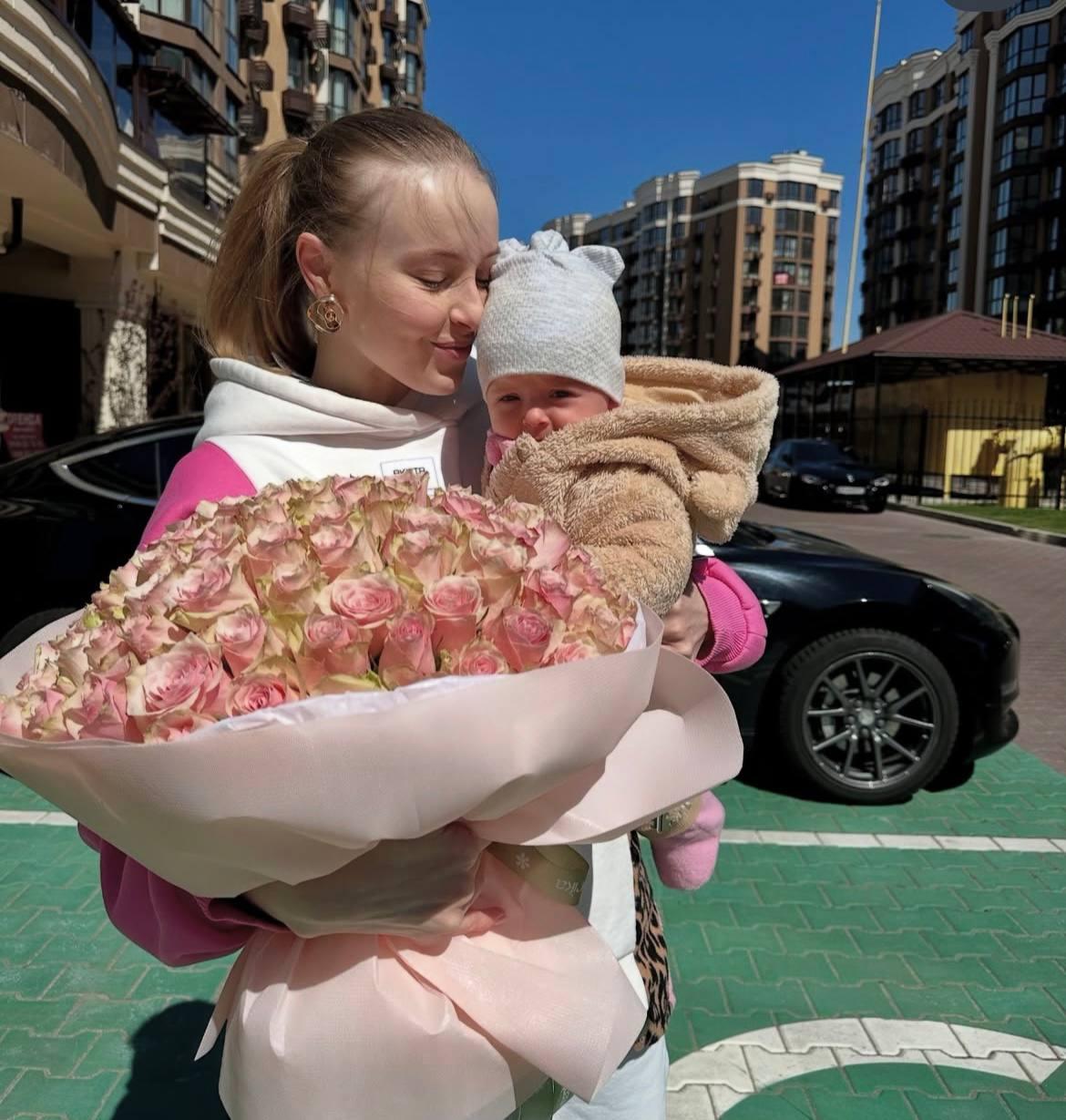 Анна з донькою / фото інстаграм Анни Сагайдачної Анна з донькою / фото інстаграм Анни Сагайдачної