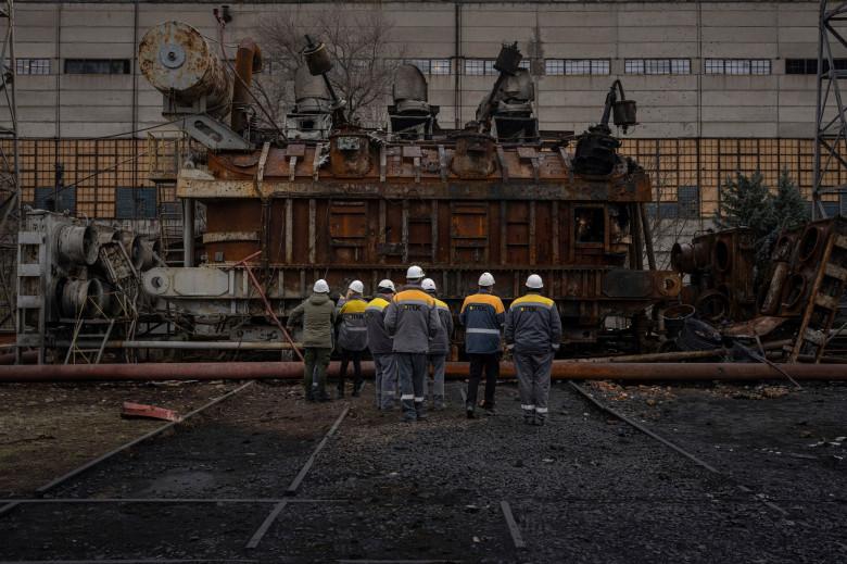 За три місяці ДТЕК інвестував 1,2 млрд грн у ремонт ТЕС після обстрілів За три місяці ДТЕК інвестував 1,2 млрд грн у ремонт ТЕС після обстрілів