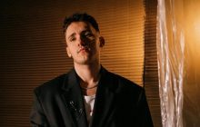 19-летний украинский певец получил разрешение на выезд за границу во время войны