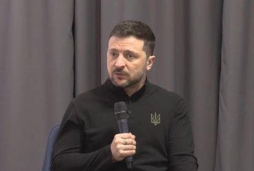 Зеленський про припинення вогню: Це можливо зробити в найближчі тижні або місяці