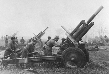 В армії РФ помітили гармату, створену ще до Другої світової війни (фото)