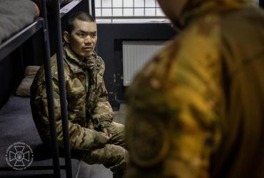 Хочешь показать силу здесь?: РФ вербует китайцев на войну пропагандистскими видео, - The Guardian