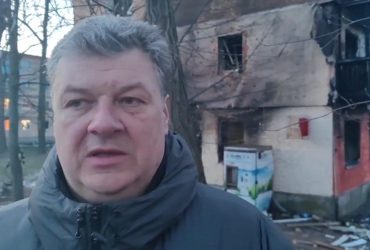 Россияне ударили дроном по многоэтажке на Житомирщине: есть жертвы