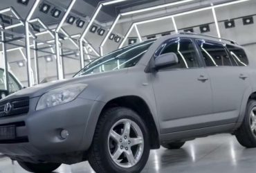 Названо найпопулярніший колір нових авто в Україні