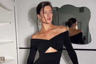 Эти платья из 90-х были на пике популярности и снова вернулись в моду