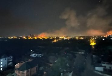 Росіяни атакували дронами Дніпро: є жертви та постраждалі діти (відео)
