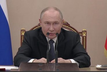 У Кремлі заявили, що Путін готовий до переговорів з Україною без умов