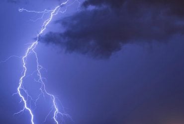 На Львів насувається негода: синоптики оголосили попередження (інфографіка)