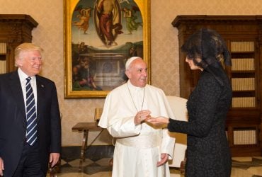 Трамп хочет, чтобы следующим Папой Римским стал американец, - BILD