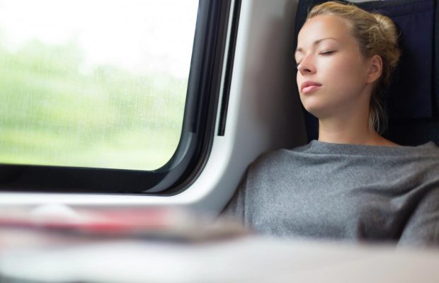 Жінка заснула в поїзді та випадково опинилася в іншій країні: як це сталося
