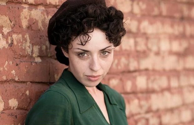 Українська акторка висловилася про відомих чоловіків, які виїхали під час війни: "Бісить"